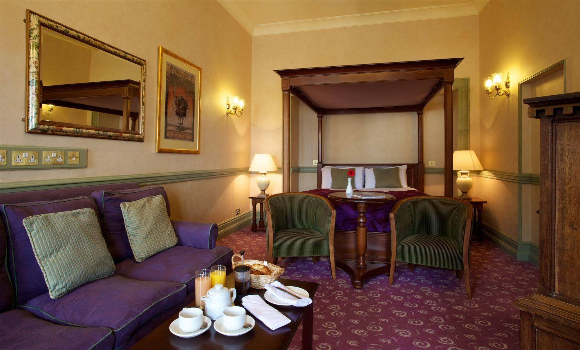 The Rutland Arms Hotel 纽马基特 外观 照片