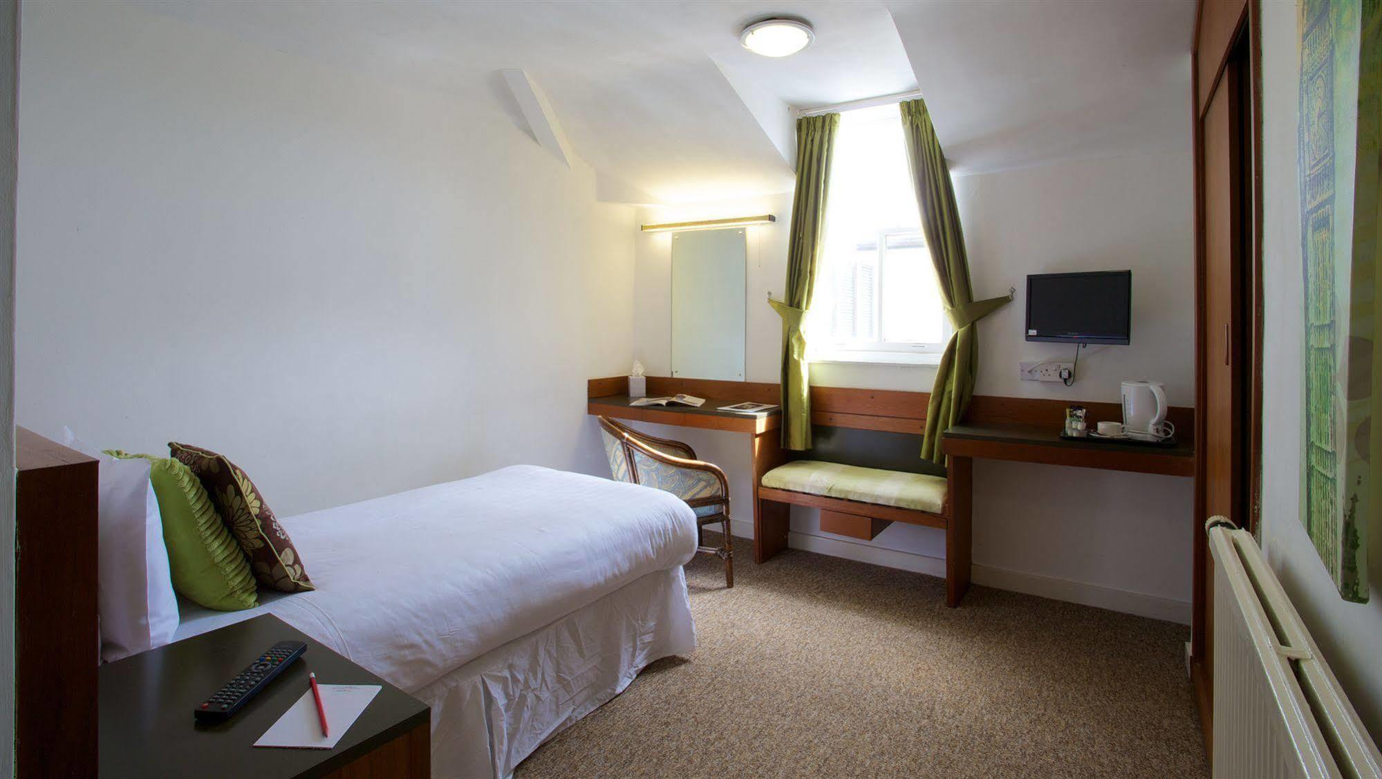 The Rutland Arms Hotel 纽马基特 外观 照片