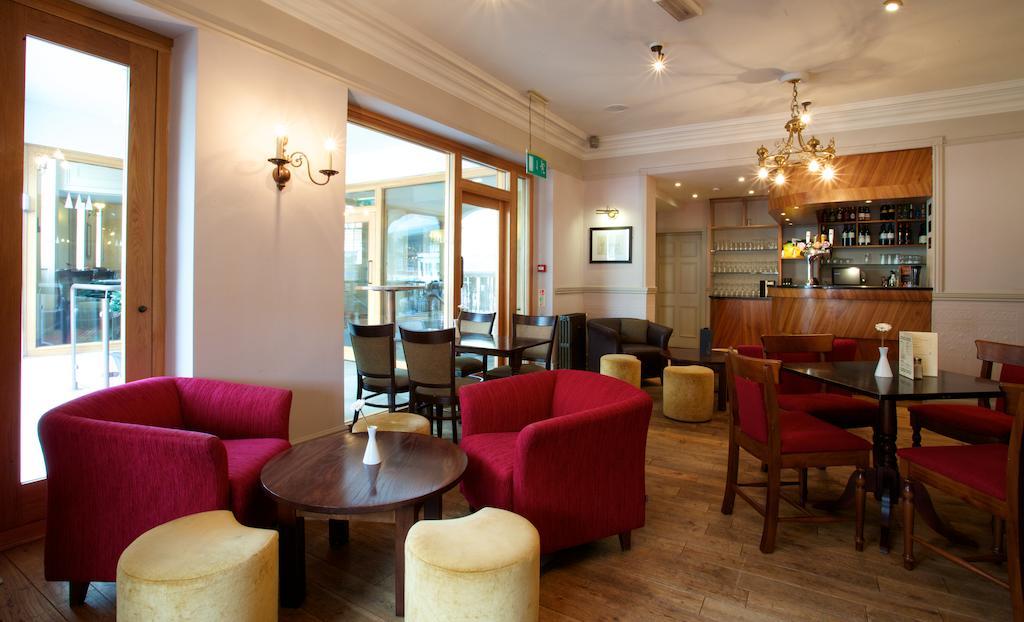 The Rutland Arms Hotel 纽马基特 外观 照片